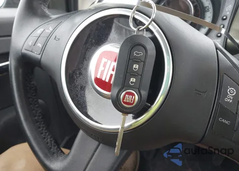 2015 Fiat 500 Pop z USA, uszkodzony, nr VIN 3C3CFFAR4FT722079